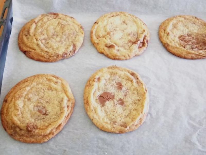 Μπισκότα γίγας με σοκολάτα 