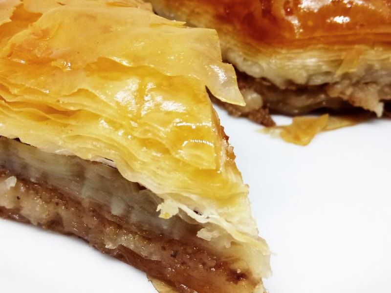 ΜΠΑΚΛΑΒΑΣ ΜΕ ΑΠΟΞΗΡΑΜΕΝΑ ΦΡΟΥΤΑ