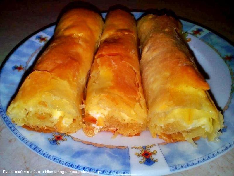 Τραγανά μπαστουνακια τυρόπιτας