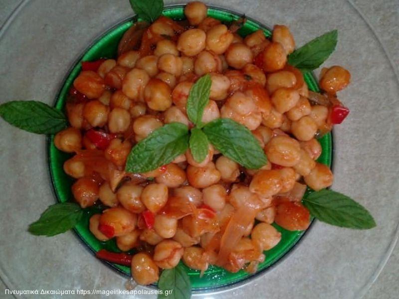 Ρεβύθια στη γάστρα