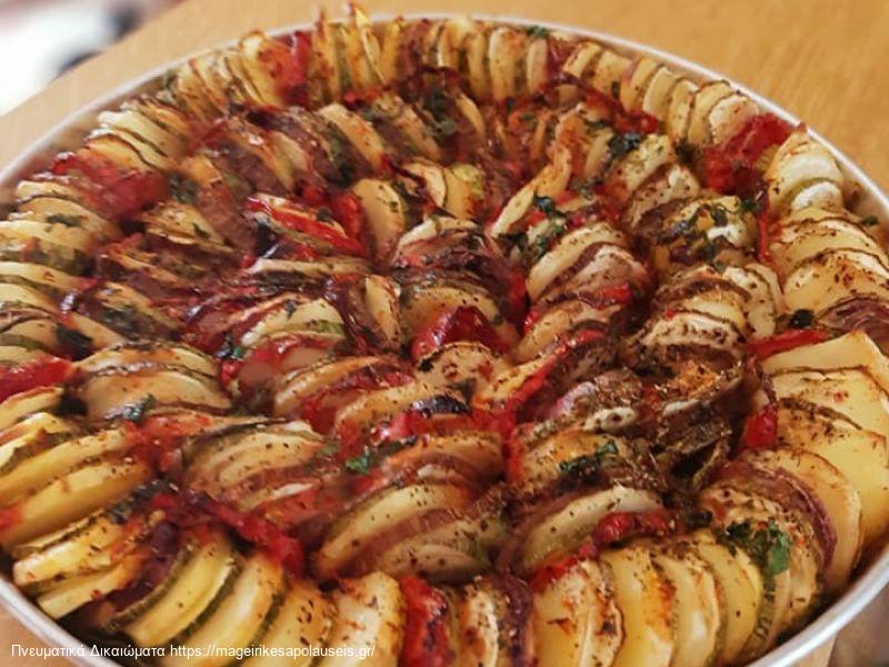 ΨΗΤΑ ΛΑΧΑΝΙΚΑ ΣΕ ΡΟΔΕΛΕΣ ΣΤΟΝ ΦΟΥΡΝΟ