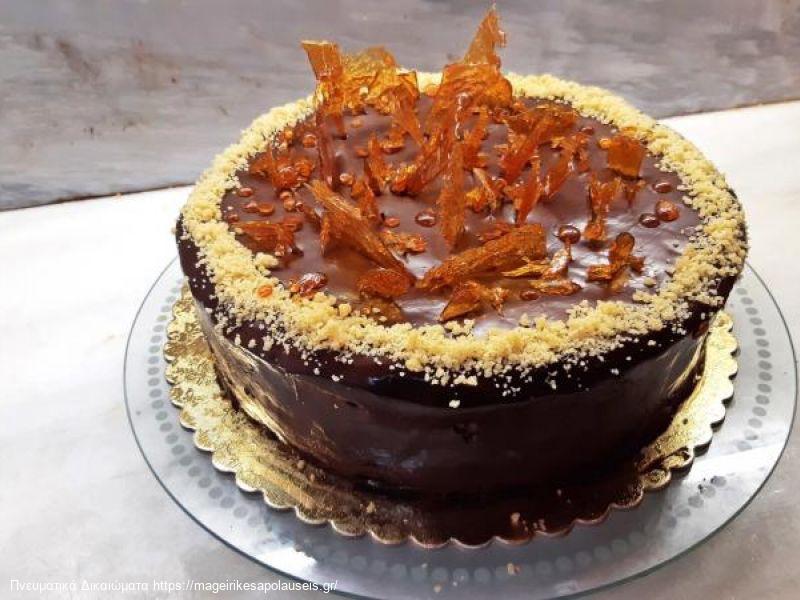 Τούρτα καραμέλα με κράμπλ