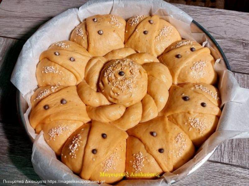 Τσουρέκια νηστίσιμα με ίνες & αφράτα