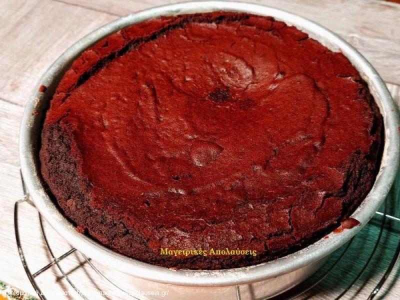 Κέικ σοκολάτας ΧΩΡΙΣ ΦΟΥΡΝΟ. Χωρίς αυγά, χωρίς γάλα, χωρίς βούτυρο.