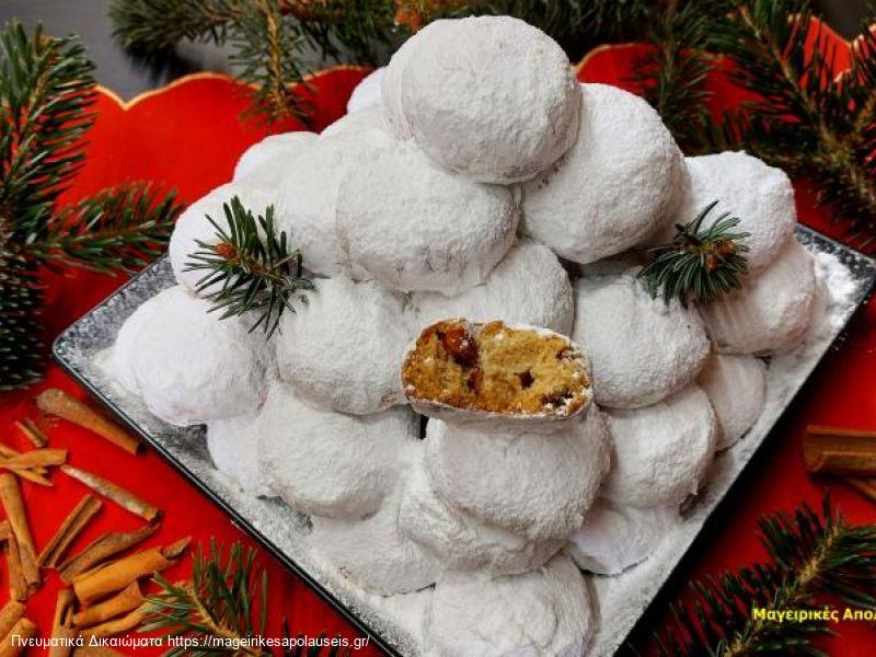 Κουραμπιέδες με Βούτυρο Γάλακτος και Καβουρδισμένο Αμύγδαλο