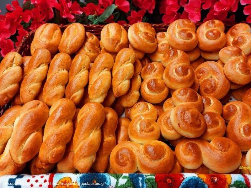 Πασχαλινά κουλουράκια εύκολα.