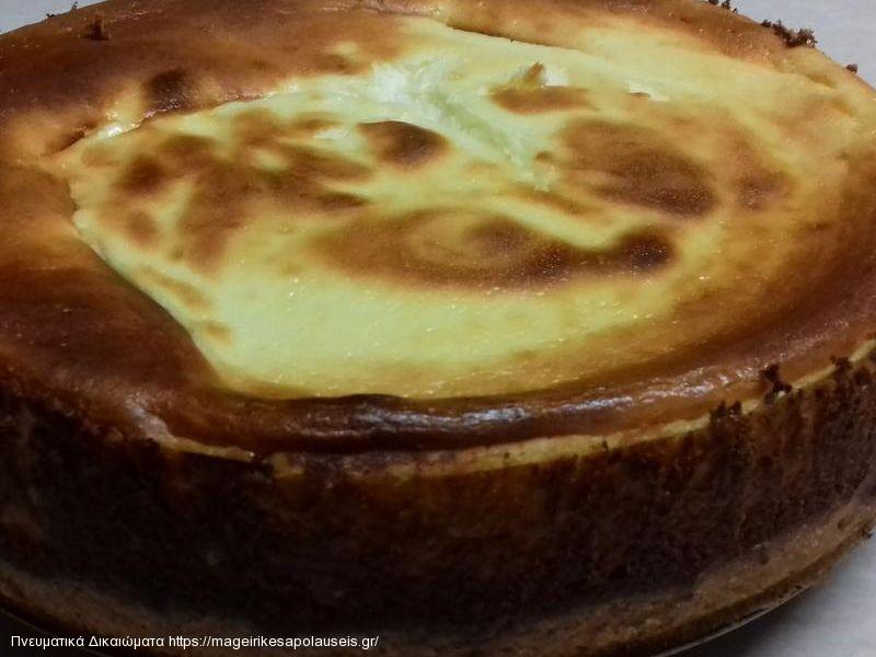 Τσίζκεϊκ με γιαούρτι