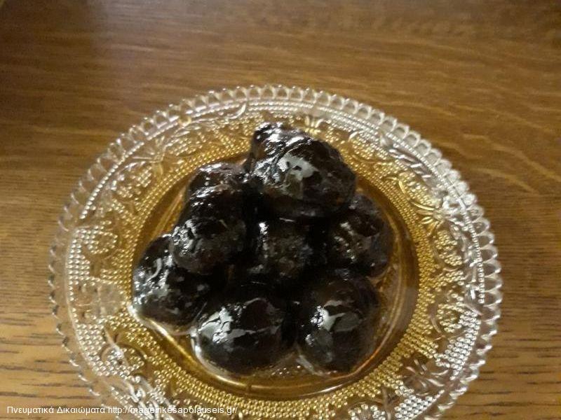 Γλυκό καρυδάκι