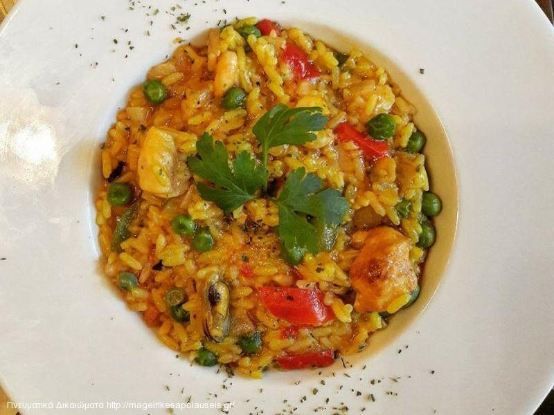 ΡΥΖΟΤΟ ΜΕ ΘΑΛΑΣΣΙΝΑ ΚΑΙ ΛΑΧΑΝΙΚΑ