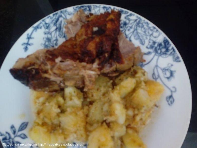 ΧΟΙΡΙΝΟΣ ΛΑΙΜΟΣ ΜΕ ΠΑΤΑΤΕΣ