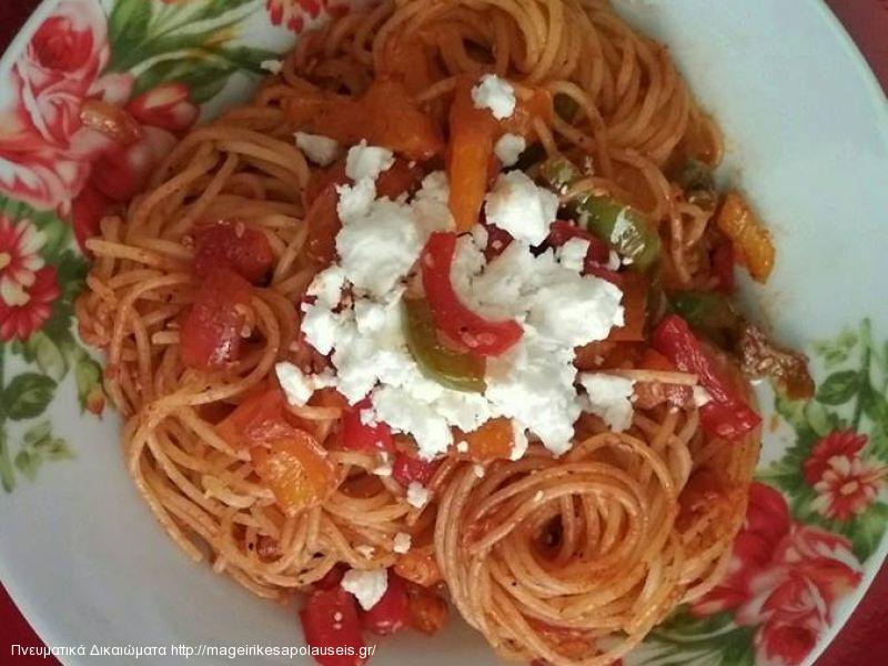 ΜΑΚΑΡΟΝΑΔΑ ΓΕΜΑΤΗ ΒΙΤΑΜΙΝΕΣ