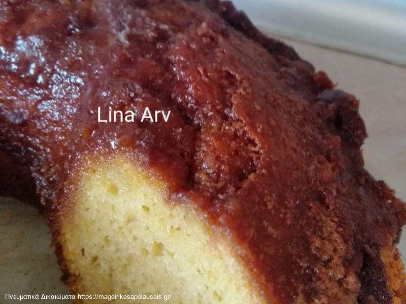 Βουτυρένιο κέικ καραμέλας της Λίνας